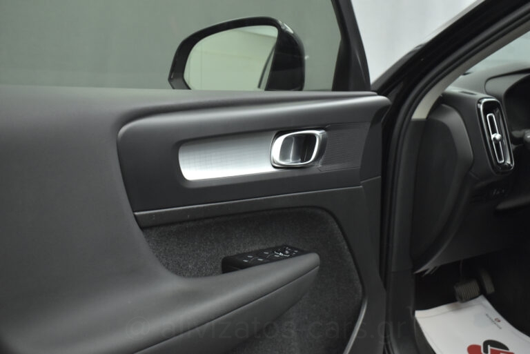 Volvo XC40 - T5 Recharge Inscription Panorama Plug in 262hp