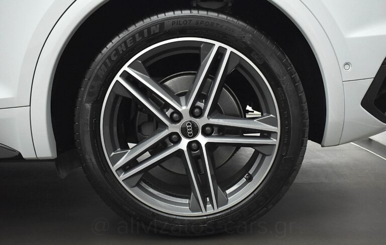 Audi SQ5 - Sportback 3.0 TDi Hybrid 345hp Quattro Tiptronic