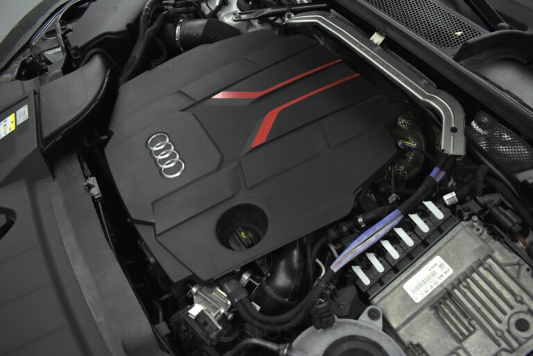 Audi SQ5 - Sportback 3.0 TDi Hybrid 345hp Quattro Tiptronic