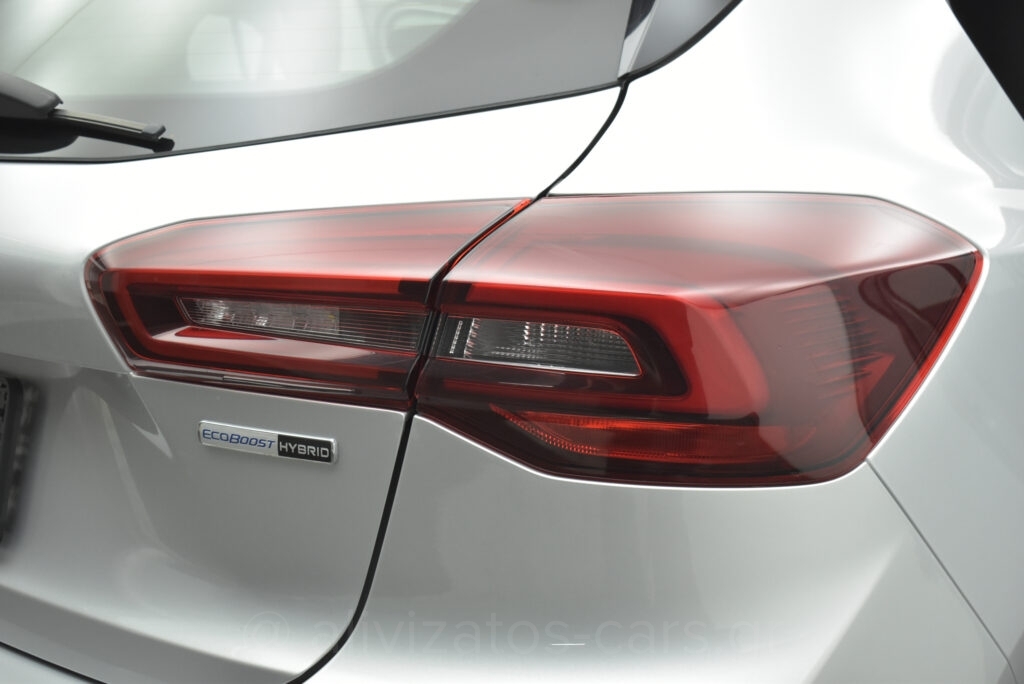 Ford Focus - ECOBOOST HYBRID TITANIUM AUTOMATIC 125hp