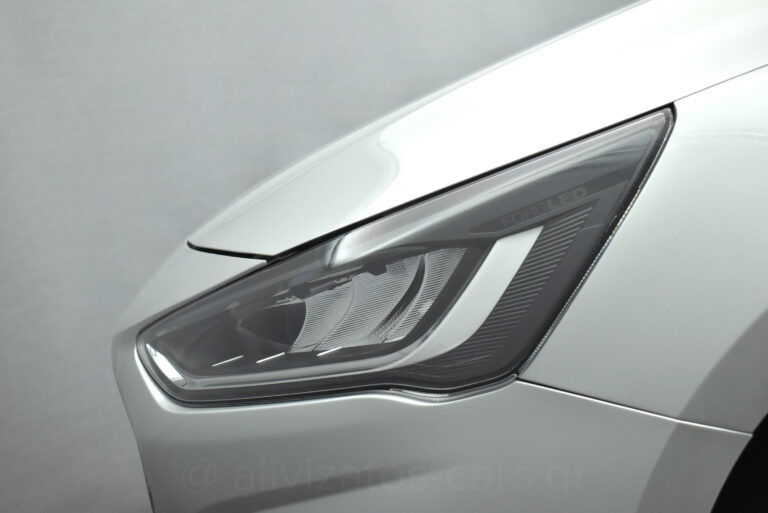 Ford Focus - ECOBOOST HYBRID TITANIUM AUTOMATIC 125hp