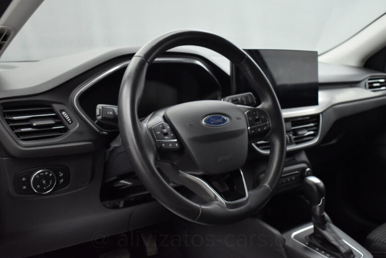 Ford Focus - ECOBOOST HYBRID TITANIUM AUTOMATIC 125hp