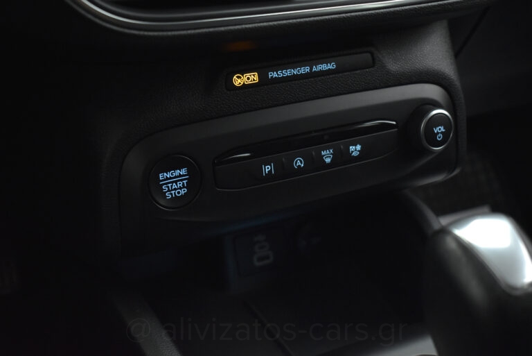 Ford Focus - ECOBOOST HYBRID TITANIUM AUTOMATIC 125hp