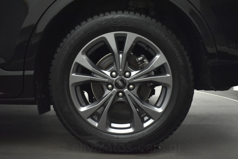 Ford Kuga - 2.5 PHEV ST-Line X 4WD 190 hp