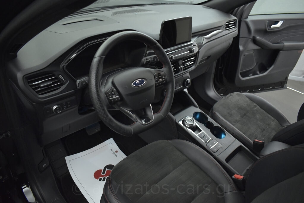 Ford Kuga - 2.5 PHEV ST-Line X 4WD 190 hp