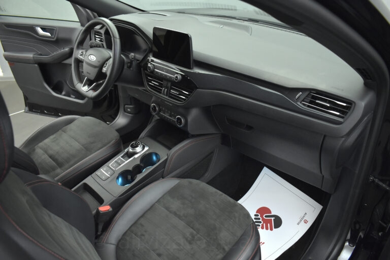 Ford Kuga - 2.5 PHEV ST-Line X 4WD 190 hp