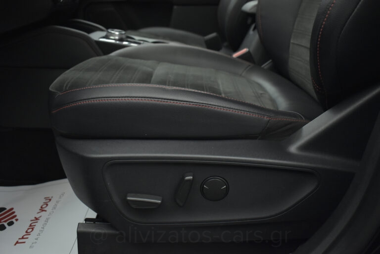 Ford Kuga - 2.5 PHEV ST-Line X 4WD 190 hp