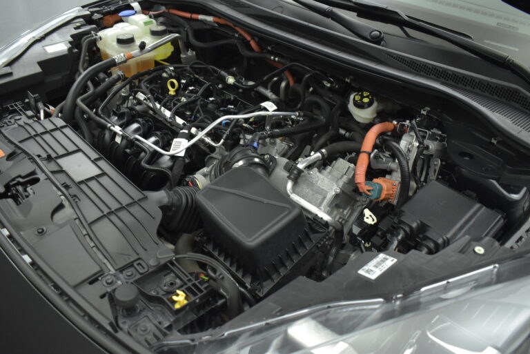 Ford Kuga - 2.5 PHEV ST-Line X 4WD 190 hp
