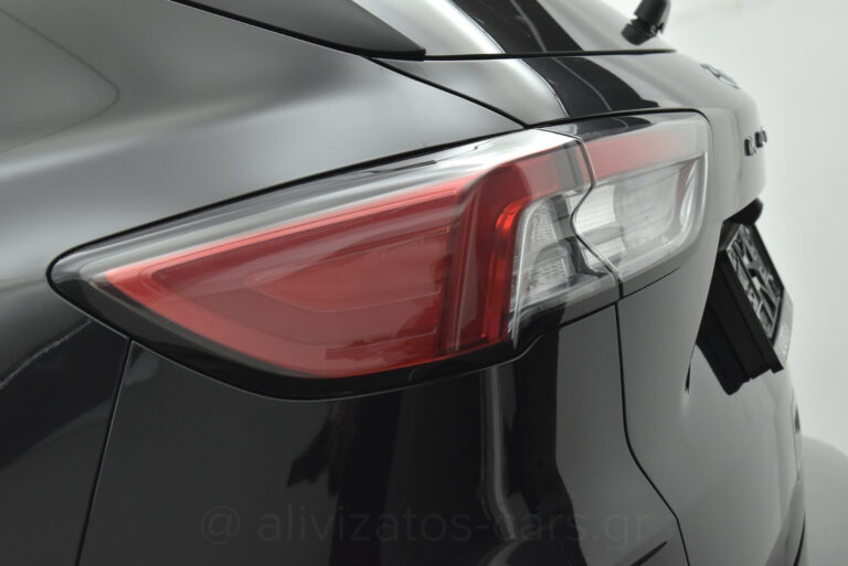 Ford Kuga - 2.5 PHEV ST-Line X 4WD 190 hp