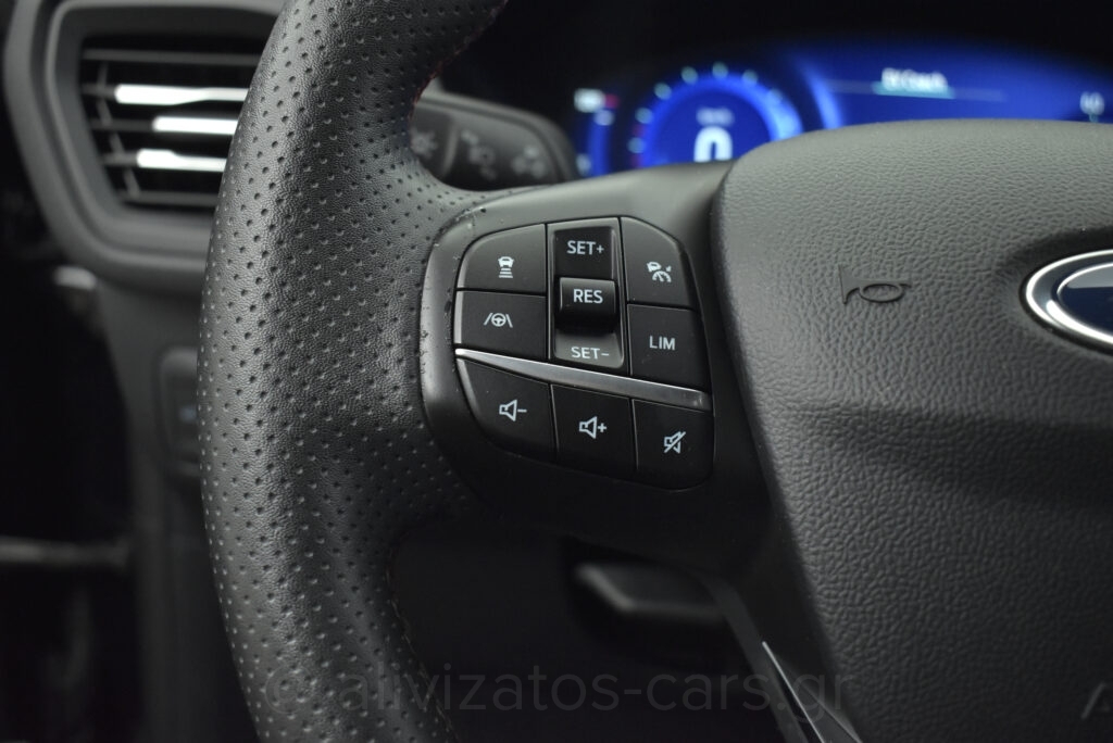 Ford Kuga - 2.5 PHEV ST-Line X 4WD 190 hp