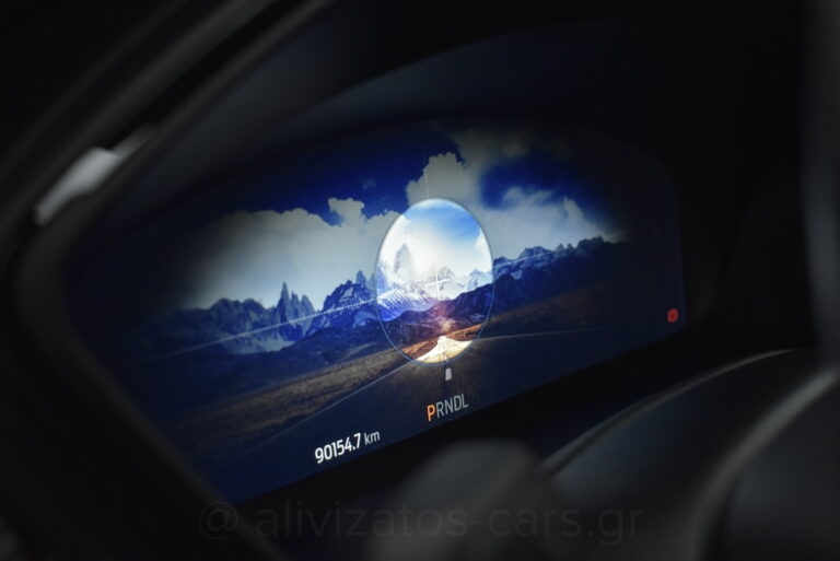 Ford Kuga - 2.5 PHEV ST-Line X 4WD 190 hp