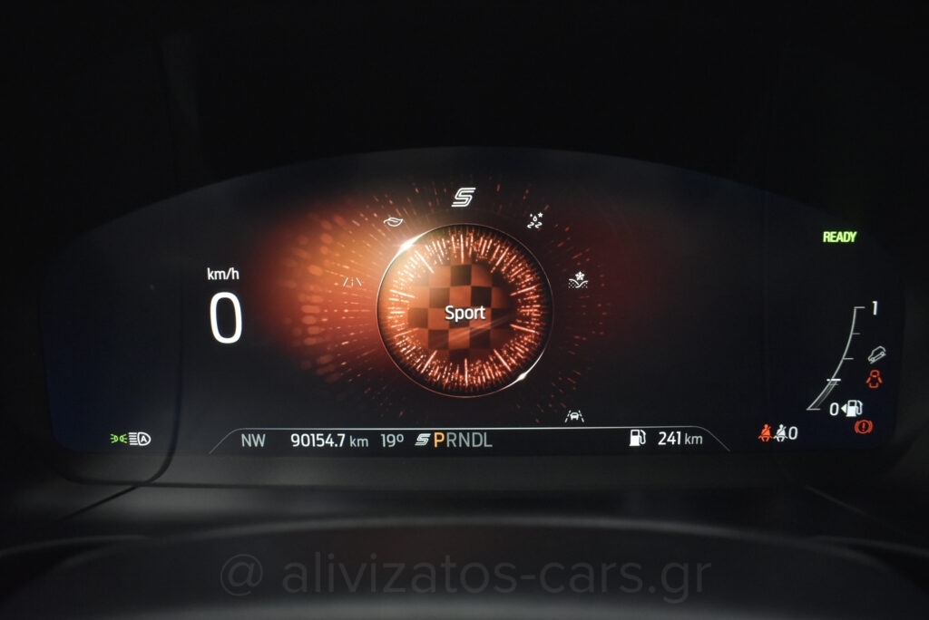 Ford Kuga - 2.5 PHEV ST-Line X 4WD 190 hp