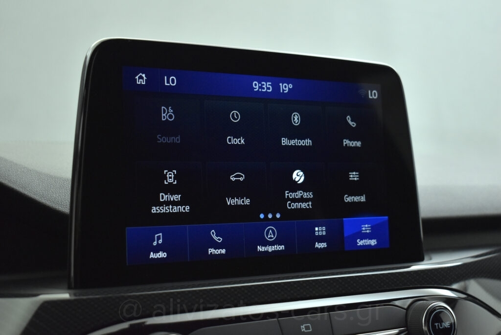 Ford Kuga - 2.5 PHEV ST-Line X 4WD 190 hp