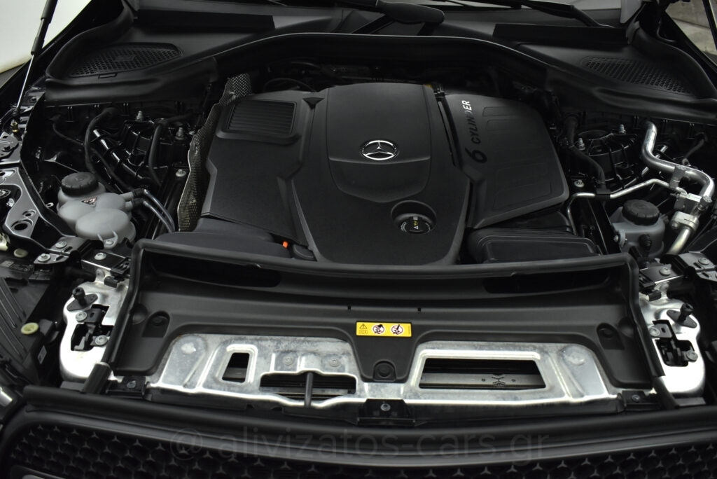 Mercedes-Benz GLC 450 - Coupe Hybrid 4MATIC 9G-TRONIC 367 Hp