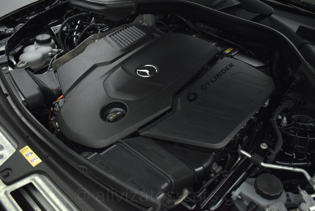 Mercedes-Benz GLC 450 - Coupe Hybrid 4MATIC 9G-TRONIC 367 Hp