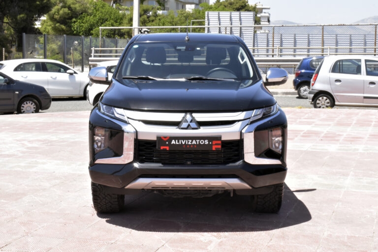 Mitsubishi L200 - 2.3 Instyle Double Cab 4x4 Leather