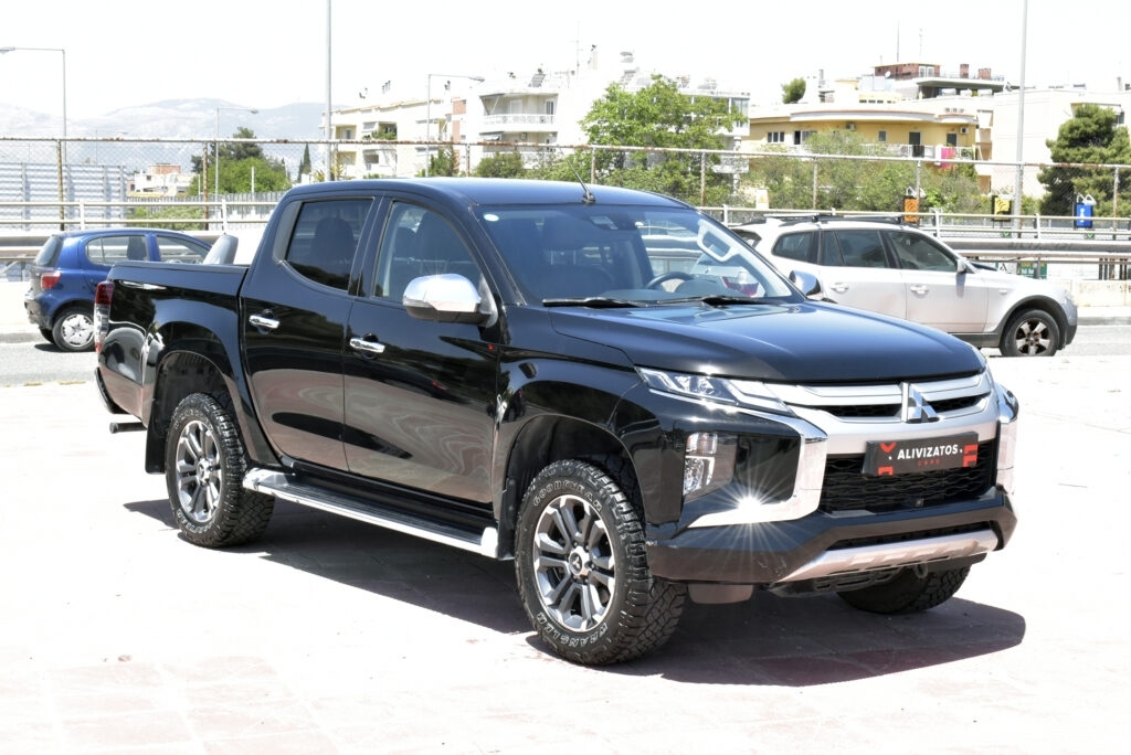 Mitsubishi L200 - 2.3 Instyle Double Cab 4x4 Leather