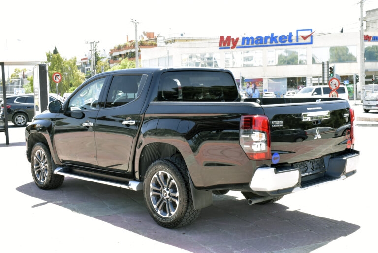 Mitsubishi L200 - 2.3 Instyle Double Cab 4x4 Leather