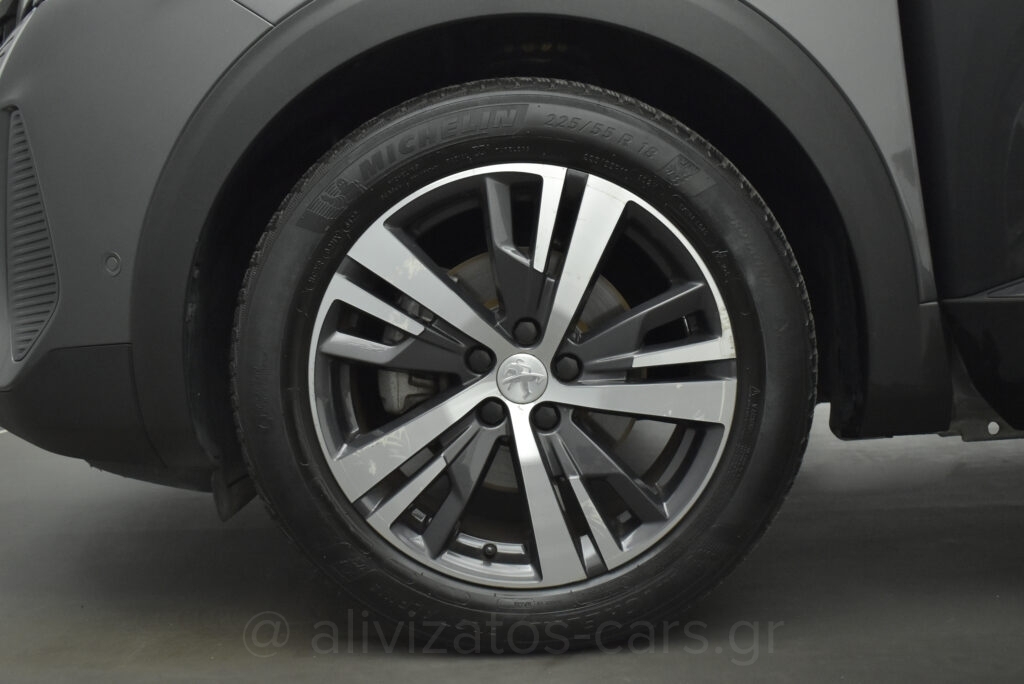 Peugeot 3008 - 1.5 BLUE HDI EAT8 ALLURE FACELIFT 130hp