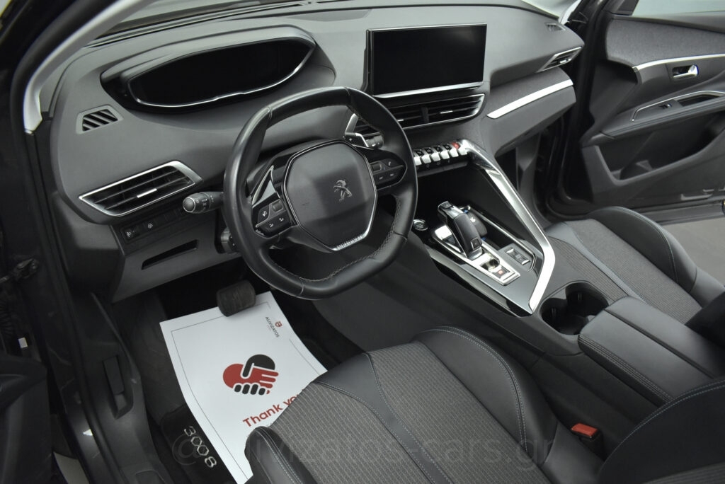 Peugeot 3008 - 1.5 BLUE HDI EAT8 ALLURE FACELIFT 130hp