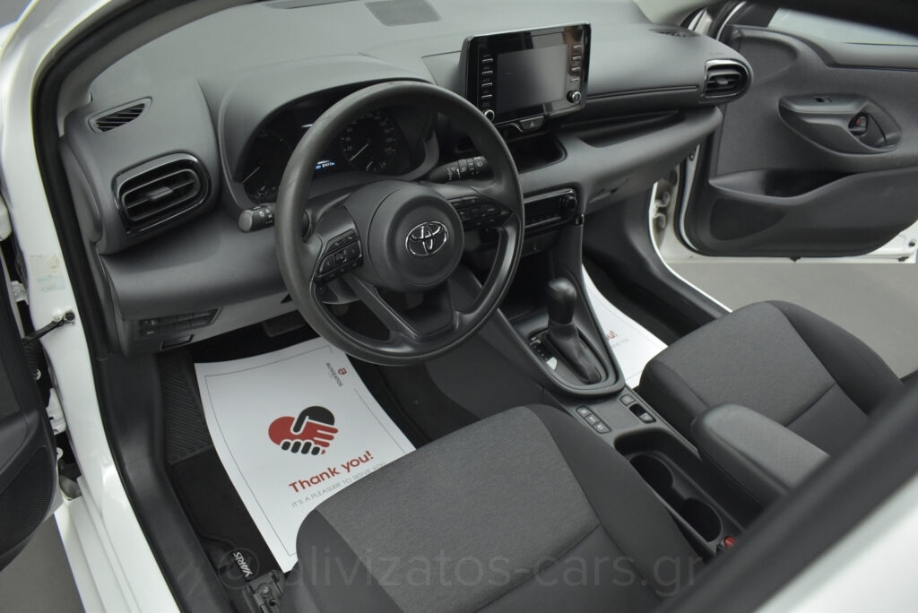 Toyota Yaris - 1.5 HYBRID E-CVT ACTIVE