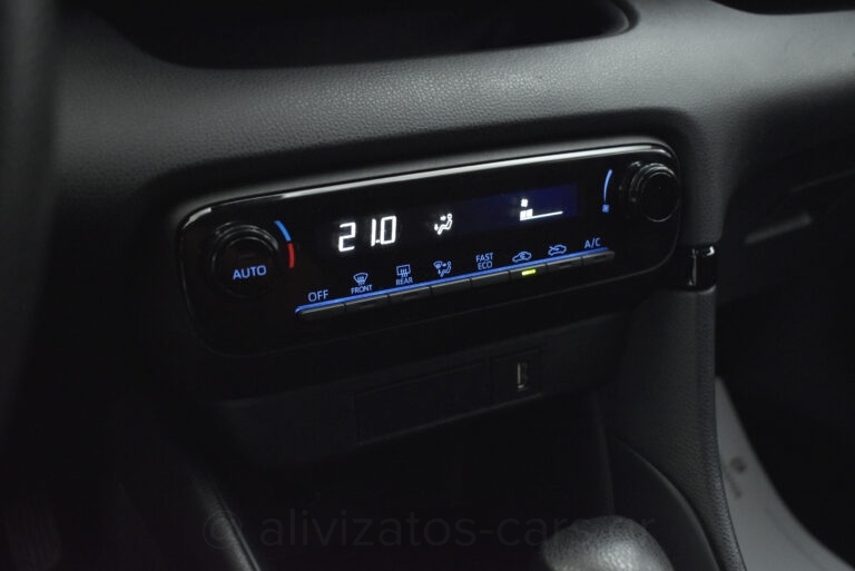 Toyota Yaris - 1.5 HYBRID E-CVT ACTIVE