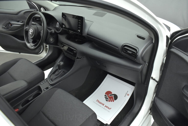 Toyota Yaris - 1.5 HYBRID E-CVT ACTIVE