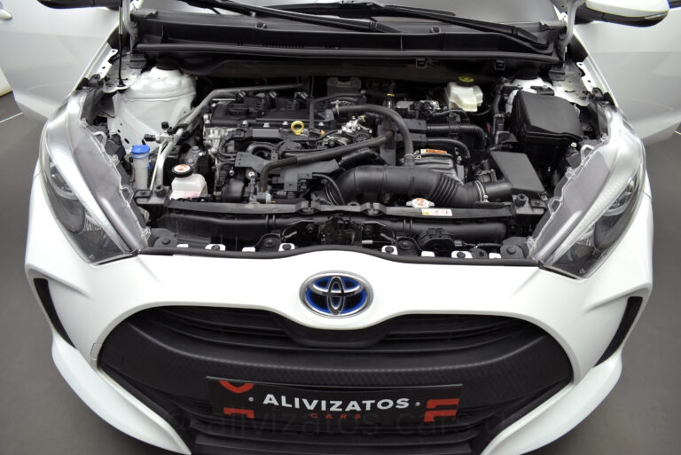 Toyota Yaris - 1.5 HYBRID E-CVT ACTIVE