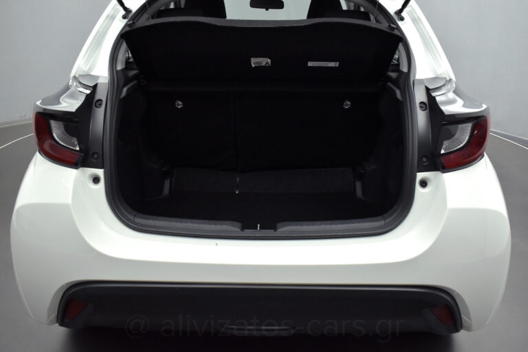Toyota Yaris - 1.5 HYBRID E-CVT ACTIVE