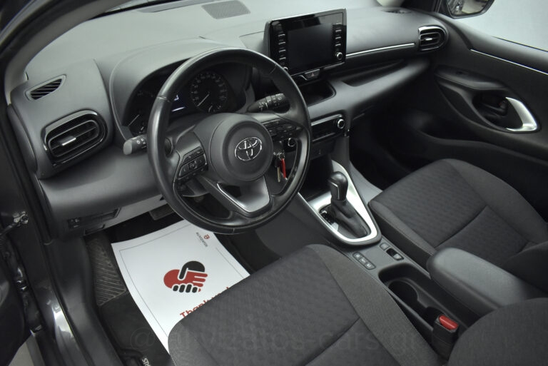 Toyota Yaris - 1.5 HYBRID E-CVT BUSSINES CAMERA