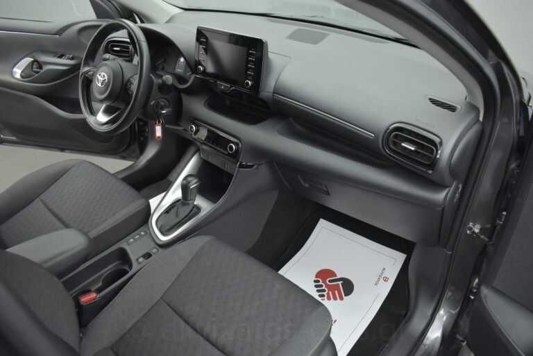 Toyota Yaris - 1.5 HYBRID E-CVT BUSSINES CAMERA
