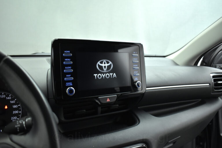 Toyota Yaris - 1.5 HYBRID E-CVT BUSSINES CAMERA