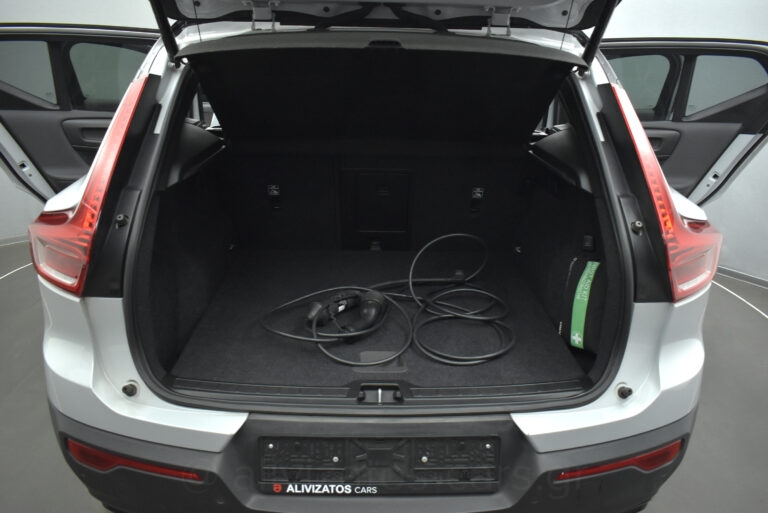 Volvo XC40 - T5 Recharge 262hp R-Design Leather Alcantara