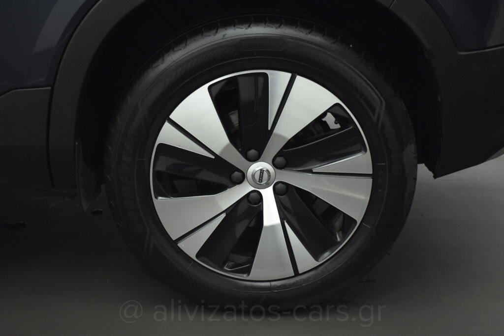 Volvo XC40 - T5 Recharge Inscription Plug in 262hp Navi Camera