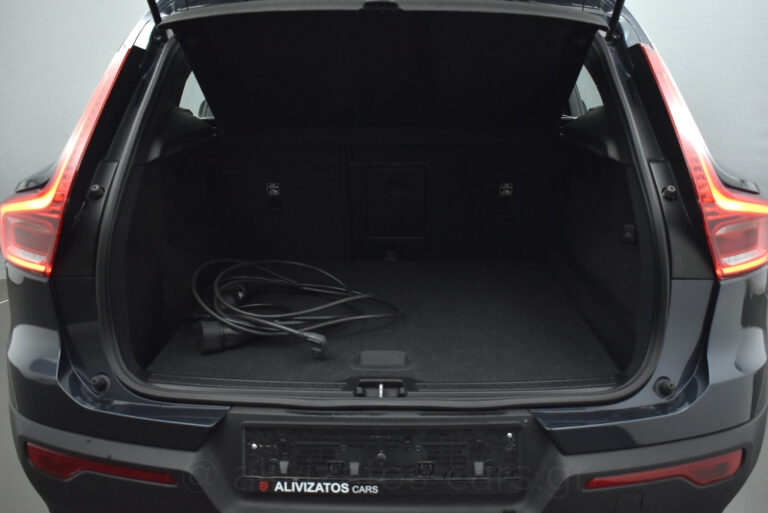 Volvo XC40 - T5 Recharge Inscription Plug in 262hp Navi Camera