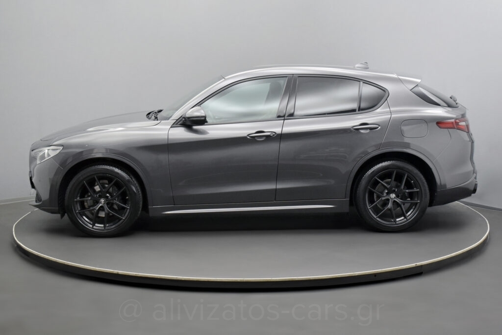 Alfa Romeo Stelvio - Veloce Q4 Turbo 210hp AT8