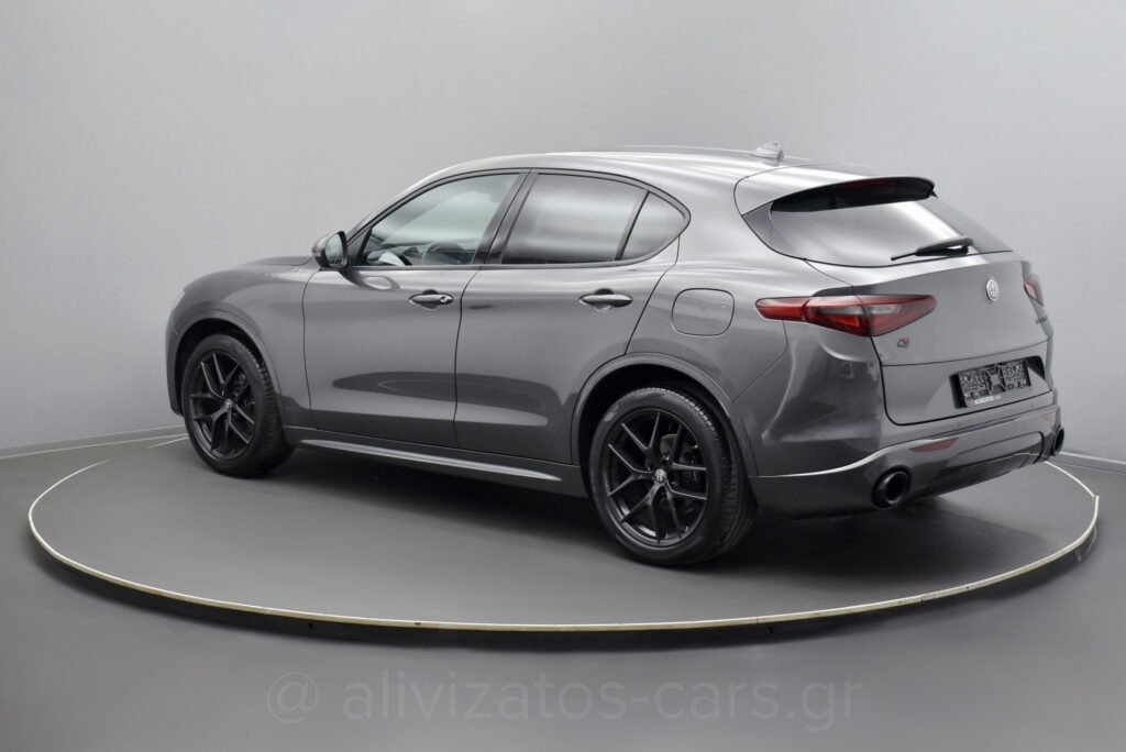 Alfa Romeo Stelvio - Veloce Q4 Turbo 210hp AT8