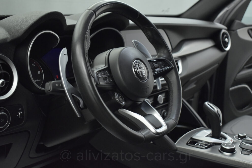 Alfa Romeo Stelvio - Veloce Q4 Turbo 210hp AT8