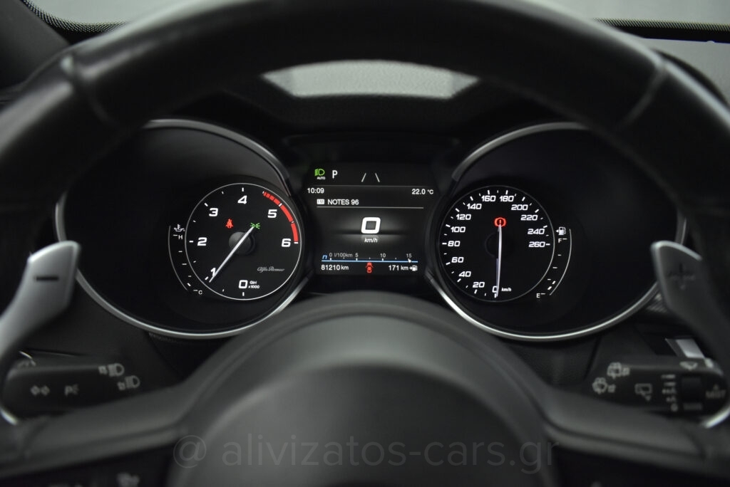 Alfa Romeo Stelvio - Veloce Q4 Turbo 210hp AT8