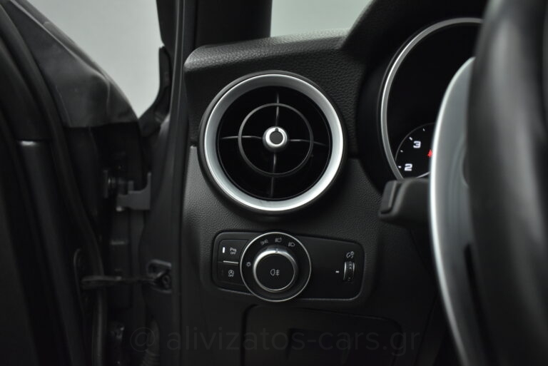 Alfa Romeo Stelvio - Veloce Q4 Turbo 210hp AT8