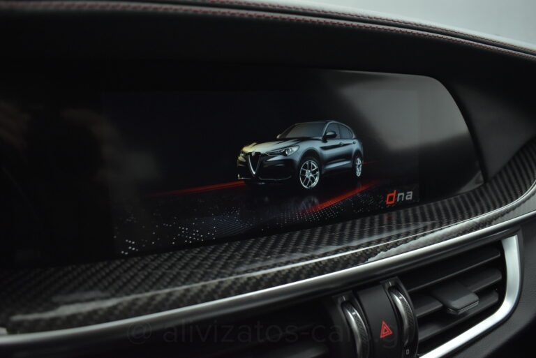 Alfa Romeo Stelvio - Veloce Q4 Turbo 210hp AT8