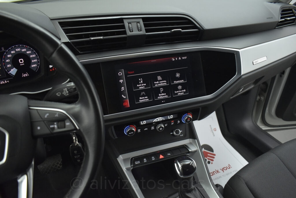 Audi Q3 - SPORTBACK 35 TFSI S LINE HYBRID S TRONIC