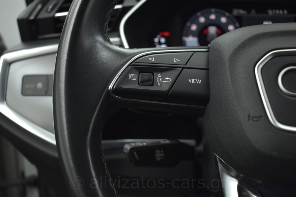 Audi Q3 - SPORTBACK 35 TFSI S LINE HYBRID S TRONIC