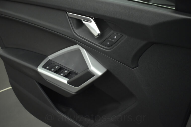 Audi Q3 - SPORTBACK 35 TFSI S LINE HYBRID S TRONIC