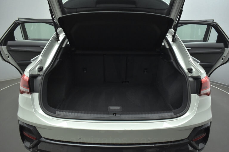 Audi Q3 - SPORTBACK 35 TFSI S LINE HYBRID S TRONIC