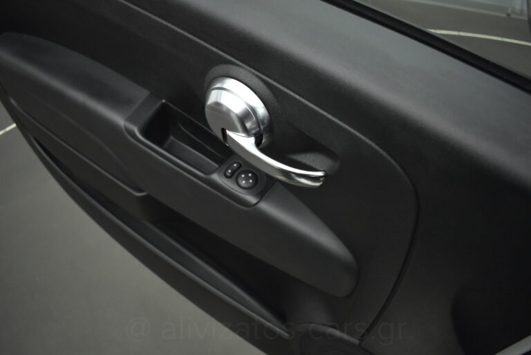 Fiat 500 - Connect 1.0 Hybrid Navi