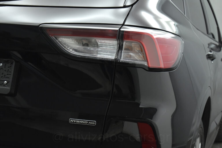 Ford Kuga - 2.5 HEV ST-Line X 4WD 190 hp