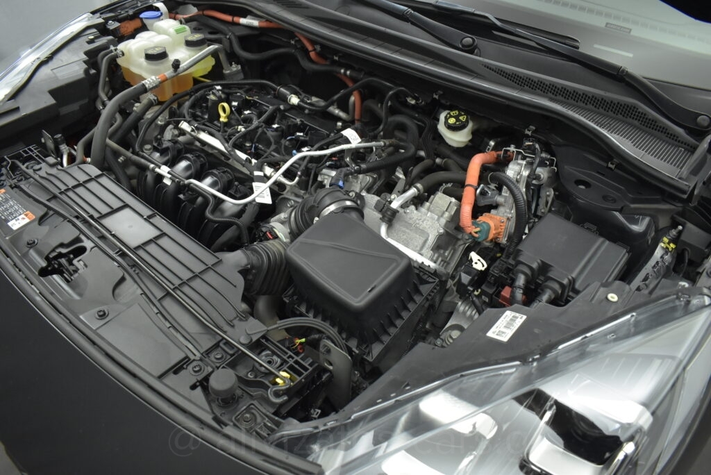 Ford Kuga - 2.5 HEV ST-Line X 4WD 190 hp