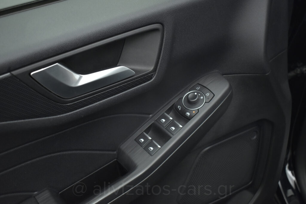 Ford Kuga - 2.5 HEV ST-Line X 4WD 190 hp