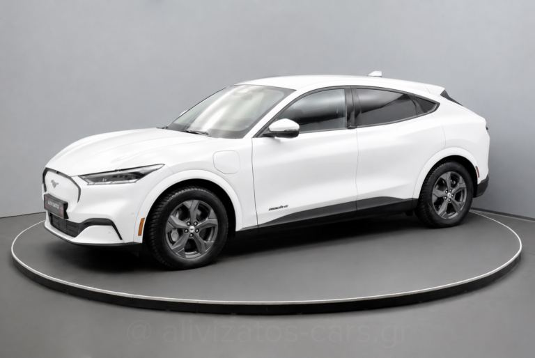 Ford Mustang Mach-E - BASE 294 hp